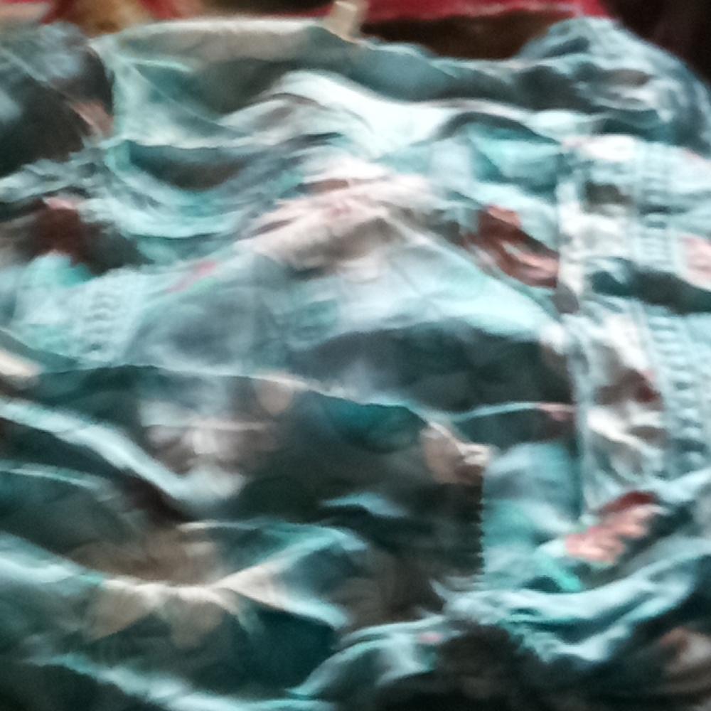 Shirt women medium